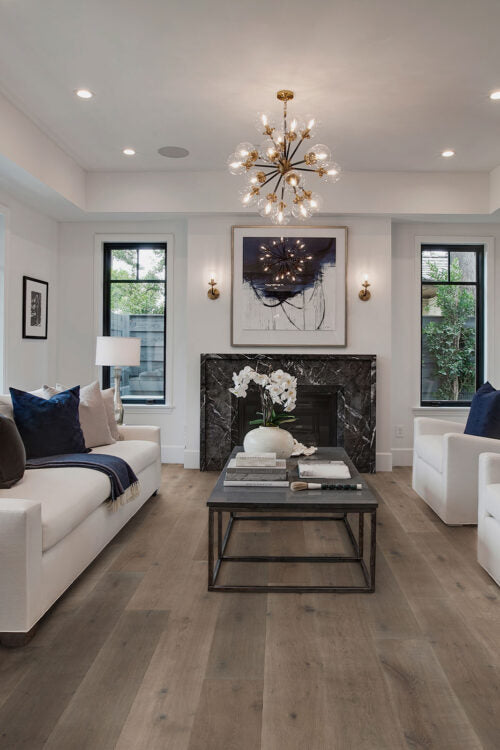Parana Engineered European Oak Hardwood Flooring - 7 1/2", 9 1/2", 11 1/2" Wide, 72" to 96" Long, 9/16" to 7/8" Thick