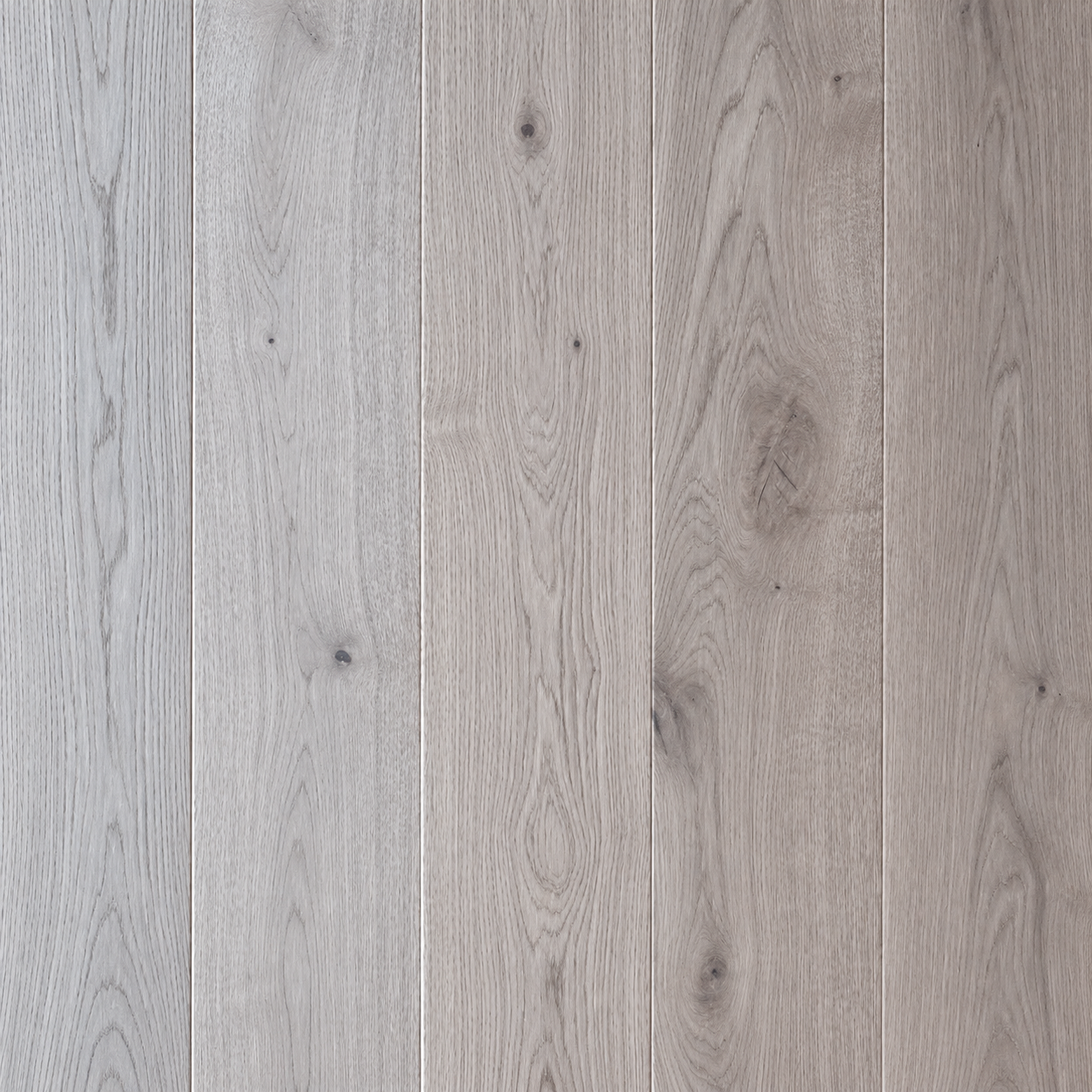 Jade White Oak Wire-Brushed Engineered Hardwood Flooring – Tongue & Groove | 5/8” x 7-5/8” x 96” with 3.5mm Top Layer (20.55 sq. ft./Case)