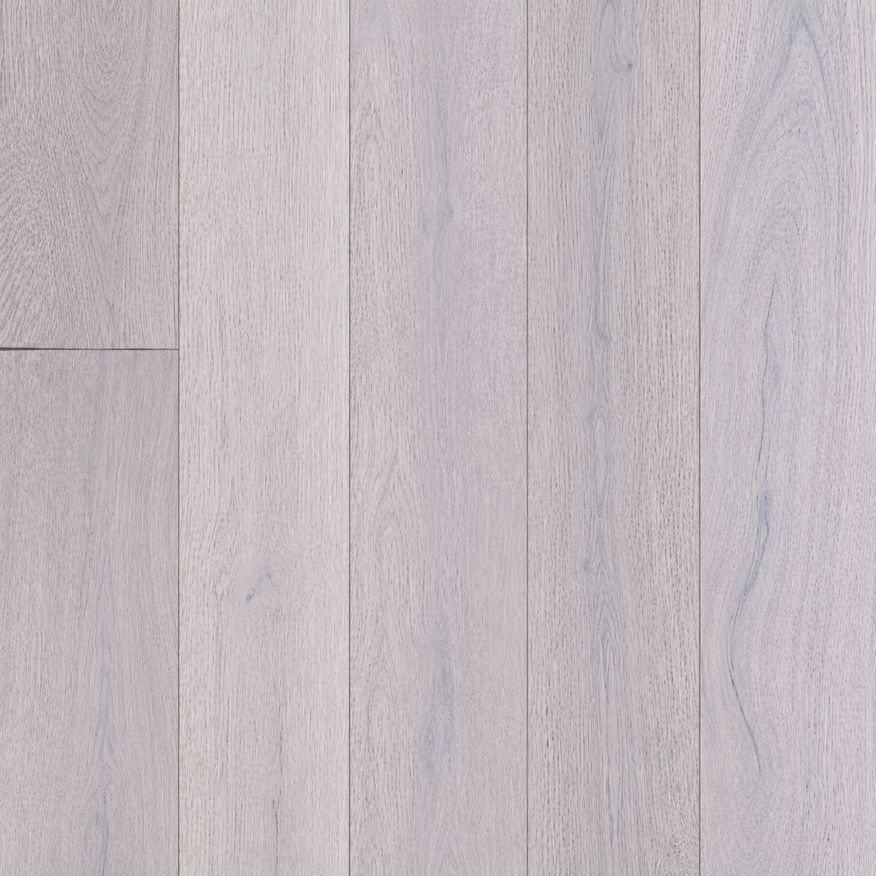 Beige White Oak Wire-Brushed Engineered Hardwood Flooring – Tongue & Groove | 5/8” x 7-5/8” x 96” with 3.5mm Top Layer (20.55 sq. ft./Case)