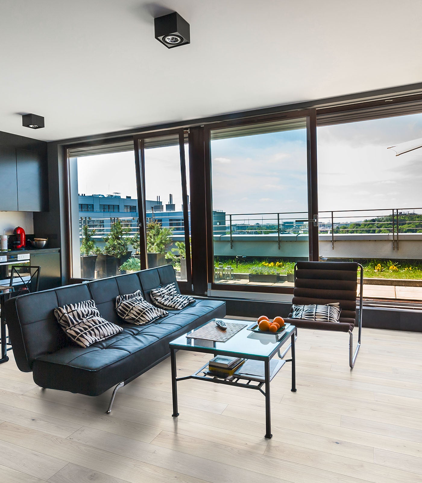Paramount Engineered Hardwood Flooring - Western European Oak, 7.5"/9.5"/11.5" Wide, 72"/84"/96" Long, 9/16" to 7/8" Thick