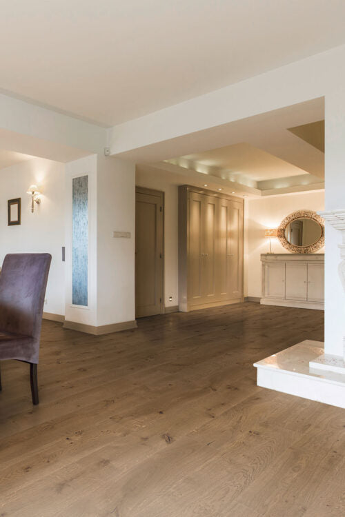 Ephesus Engineered Hardwood Flooring - Western European Oak, Blonde, 7.5"-11.5" Wide Planks, 9/16"-7/8" Thick, 6'-8' Long
