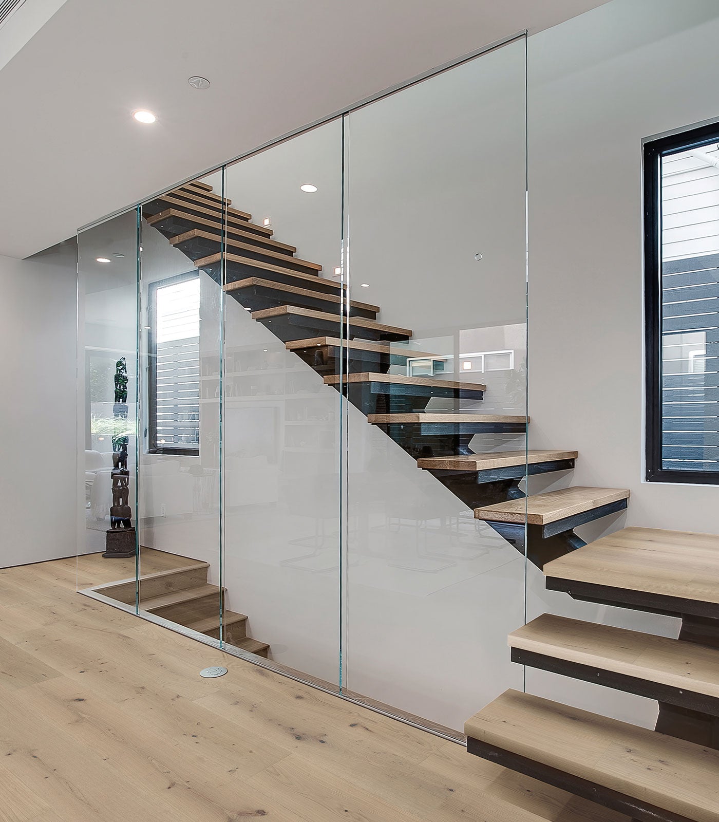 Elbe Engineered Western European Oak Flooring - Planks 7.5" to 11.5" W x 72" to 96" L, Thickness 9/16" to 7/8"