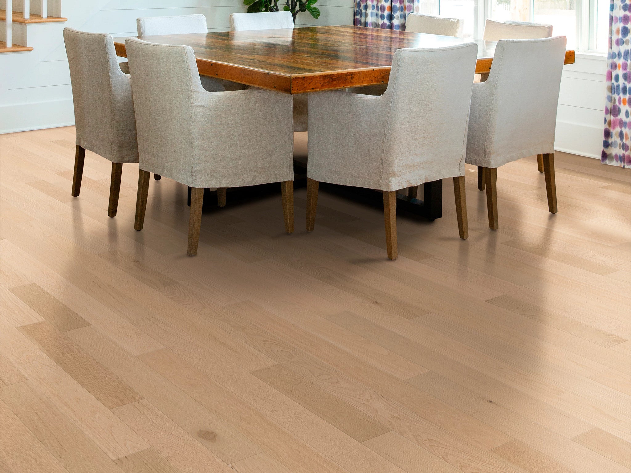 Natural Classics 5" Engineered White Oak Hardwood Flooring, 9/16" Thick, 3mm Veneer, Smooth UV Finish, 31.16 sq. ft.