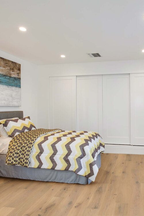 Seine Engineered European Oak Hardwood Flooring – White Finish, 7.5″–11.5″ Wide, 72″–96″ Long, 9/16″–7/8″ Thick