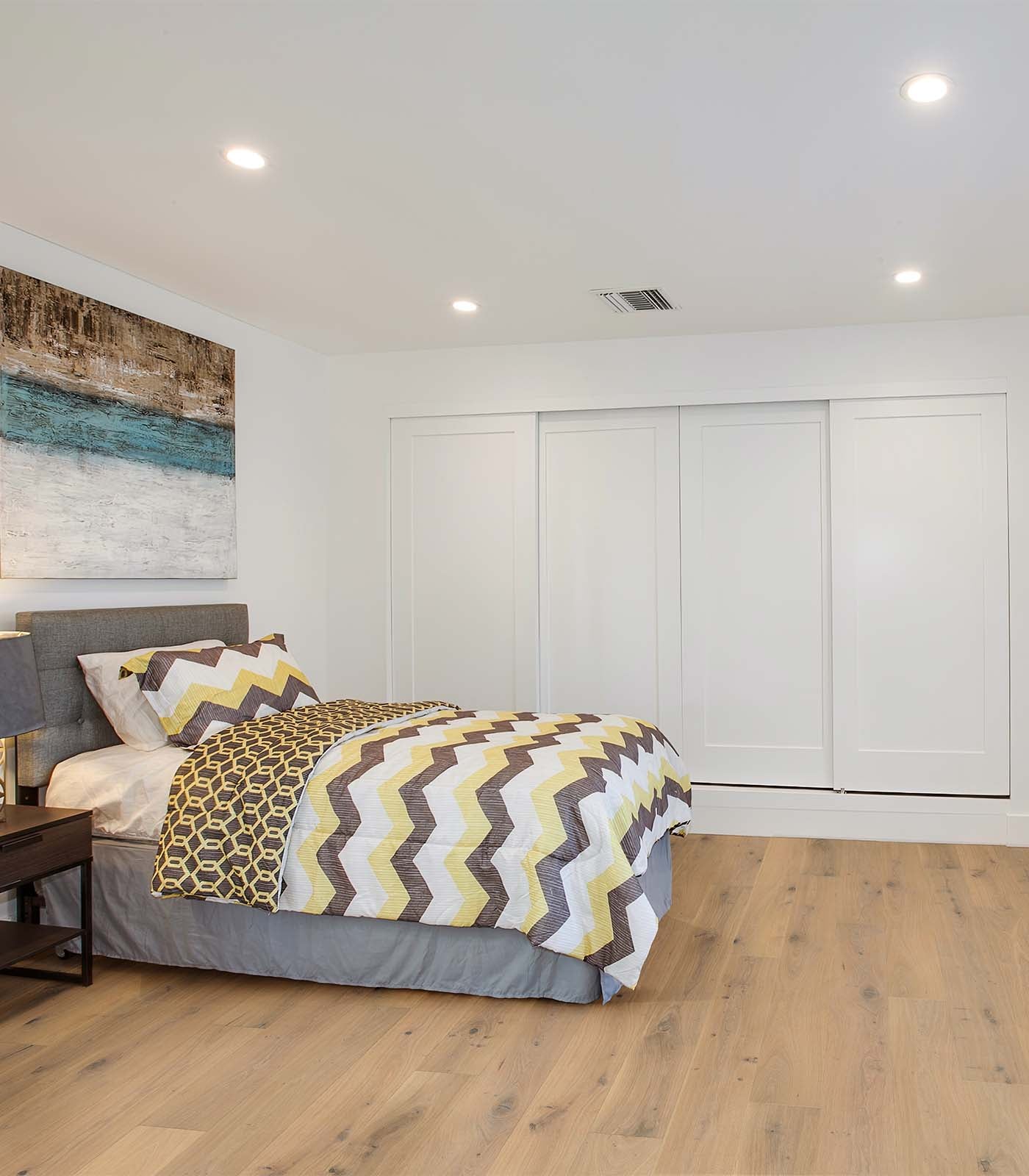 Seine Engineered European Oak Hardwood Flooring – White Finish, 7.5″–11.5″ Wide, 72″–96″ Long, 9/16″–7/8″ Thick